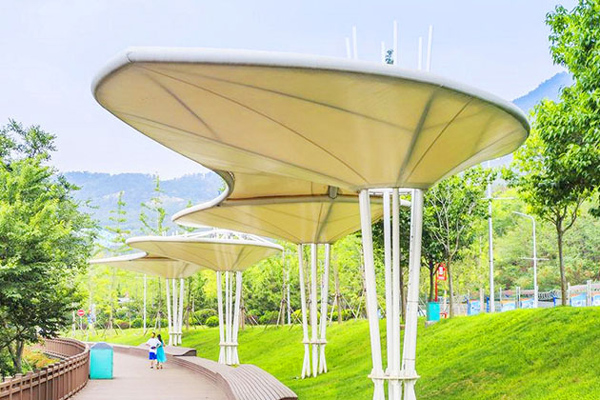 沈陽(yáng)膜結(jié)構(gòu)建筑給人視覺震撼的效果是非常強(qiáng)烈的 沈陽(yáng)膜結(jié)構(gòu)建筑給人視覺震撼的效果是非常強(qiáng)烈的